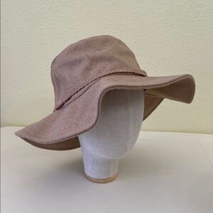 ASN Harper Tan Women's Felt Floppy Hat - Adjustable Tie Inside NWOT